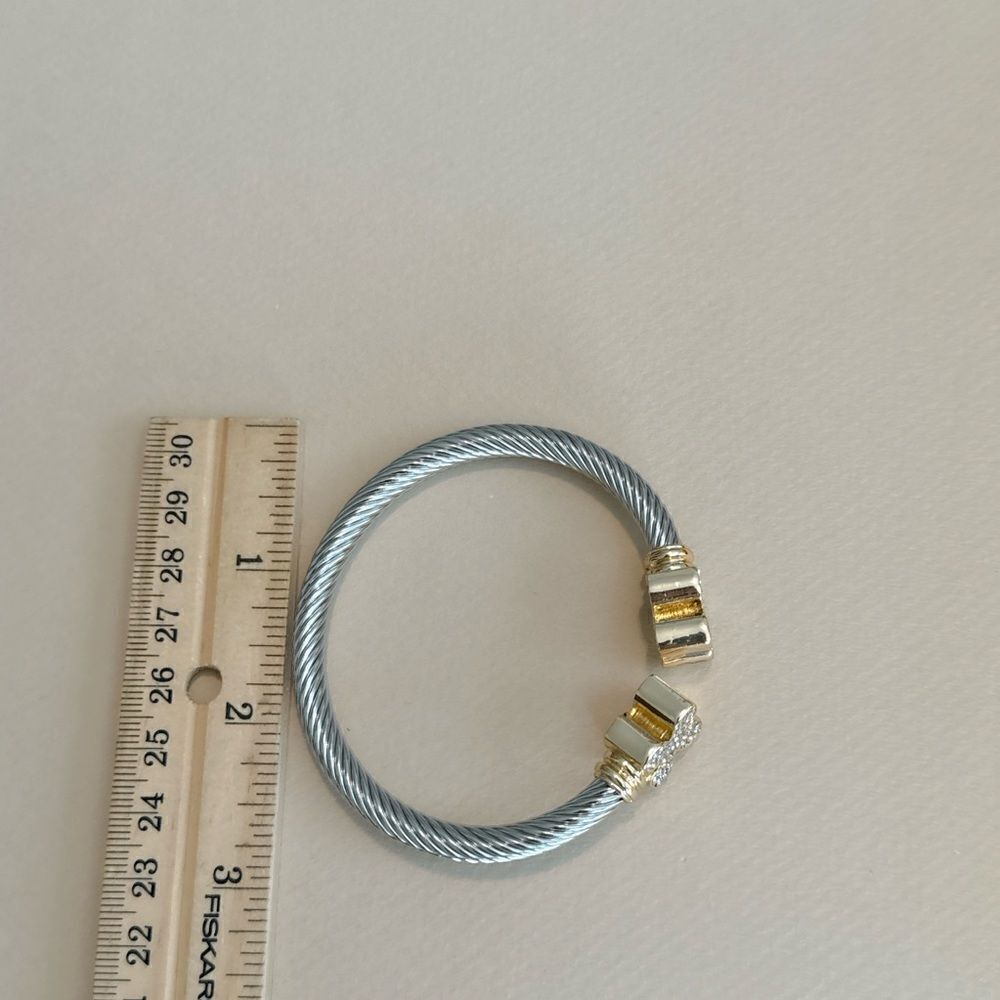 Clover bangle  M932 - Picture 4 of 4